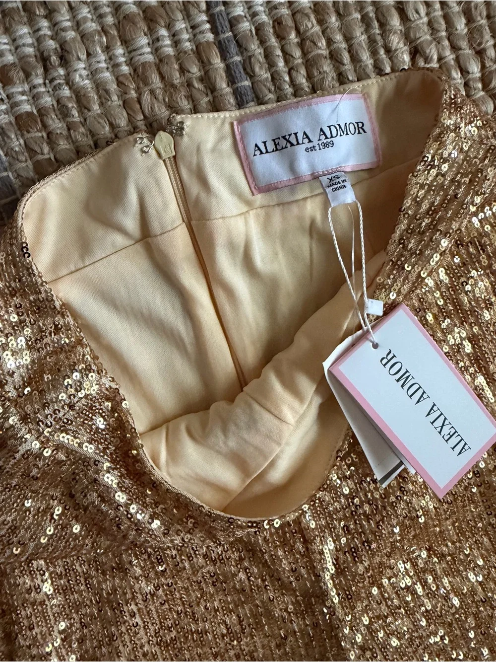 New Alexia Admor Lilly Wide Leg Mid-Rise Sequin Pant XS